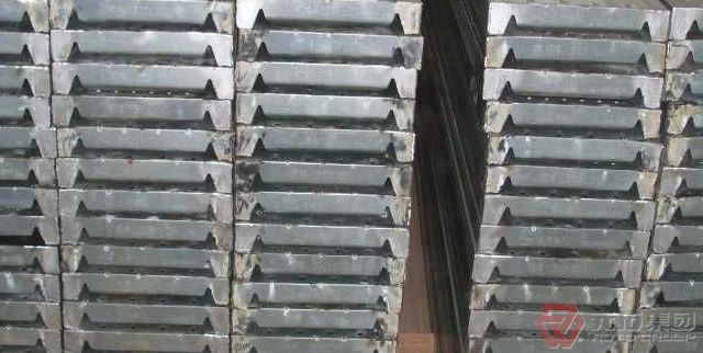 鋼腳手板規(guī)格有哪些？