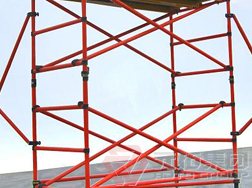 建筑裝修專(zhuān)用移動(dòng)腳手架，安全作用不可忽視