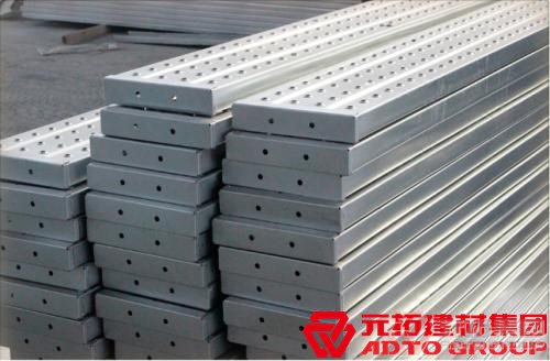 鋼跳板廠家選哪家好？如何判斷鋼跳板的質(zhì)量？