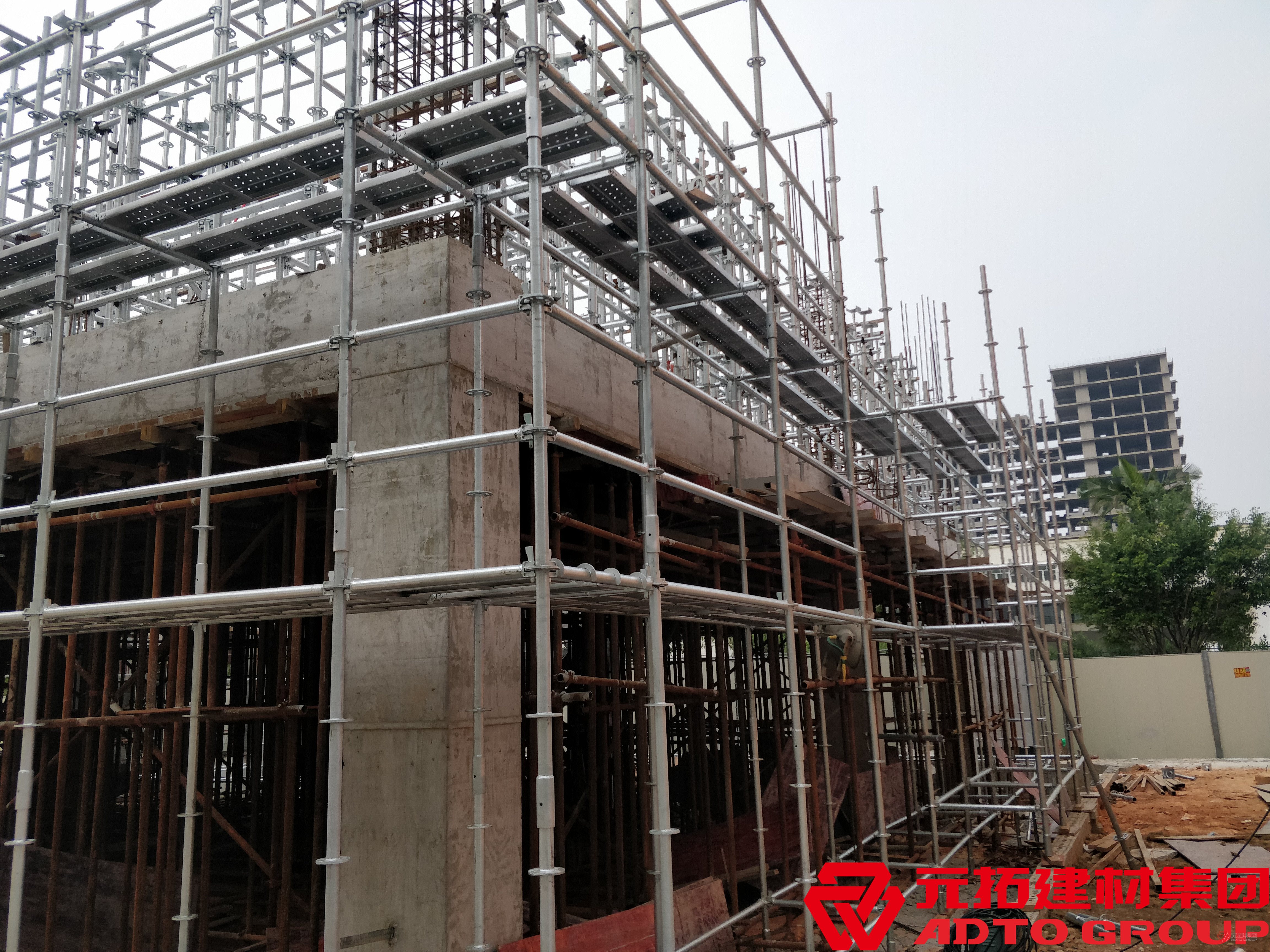 鍍鋅鋼跳板的施工規(guī)范和要求是什么？