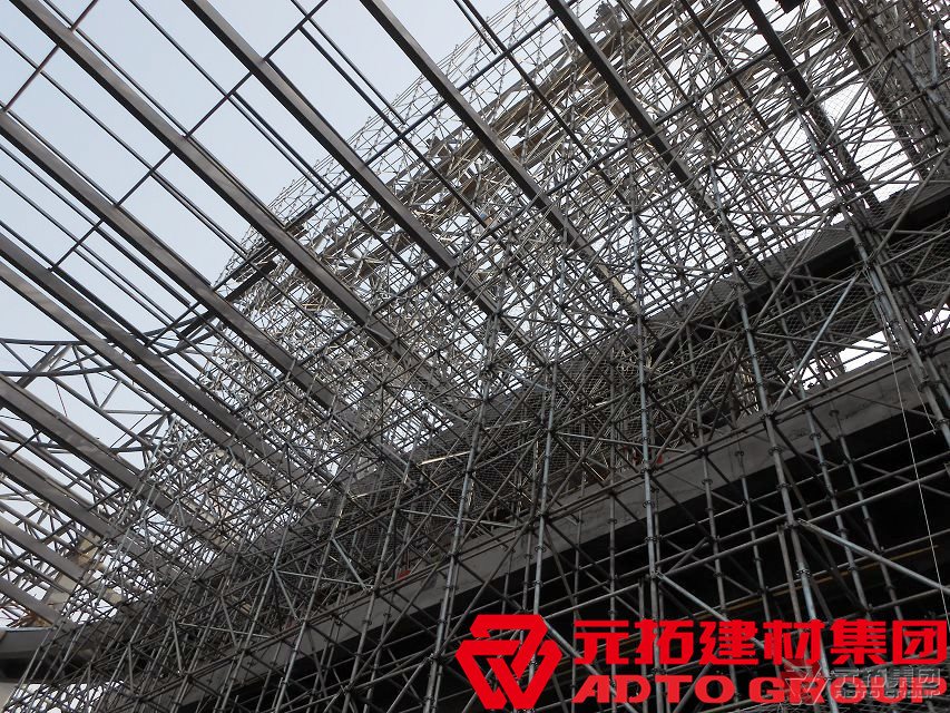 輪扣式腳手架與盤扣式腳手架有何差別？